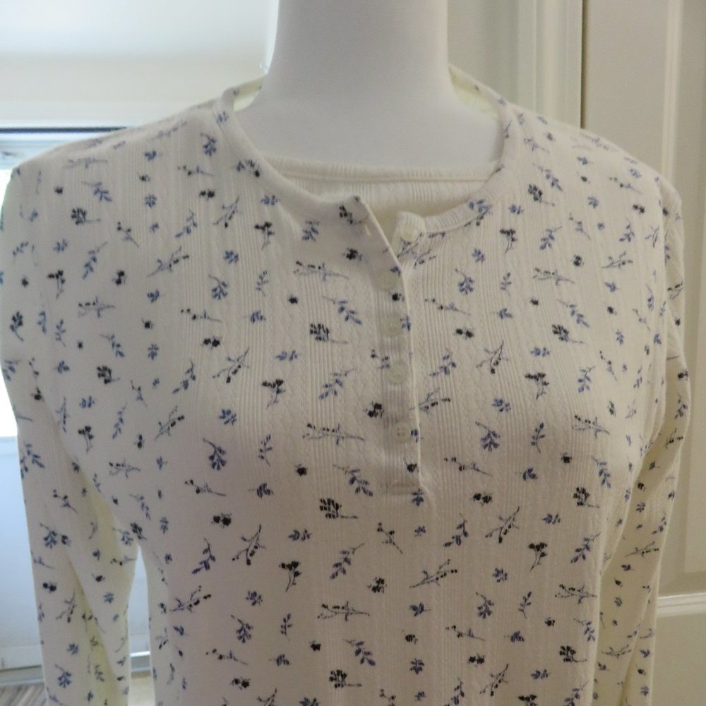 Bobbie Brooks top